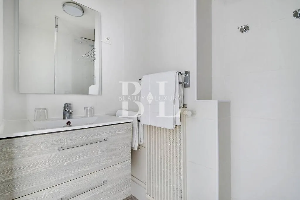Montparnasse Lux Delight 1 Bedr Apartment Paris
